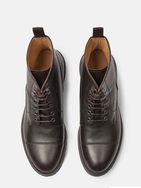 Men's Grain Leather Lace-Up Boots in Brown